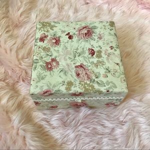 Simply Shabby Chic Fabric Floral Jewelry Box